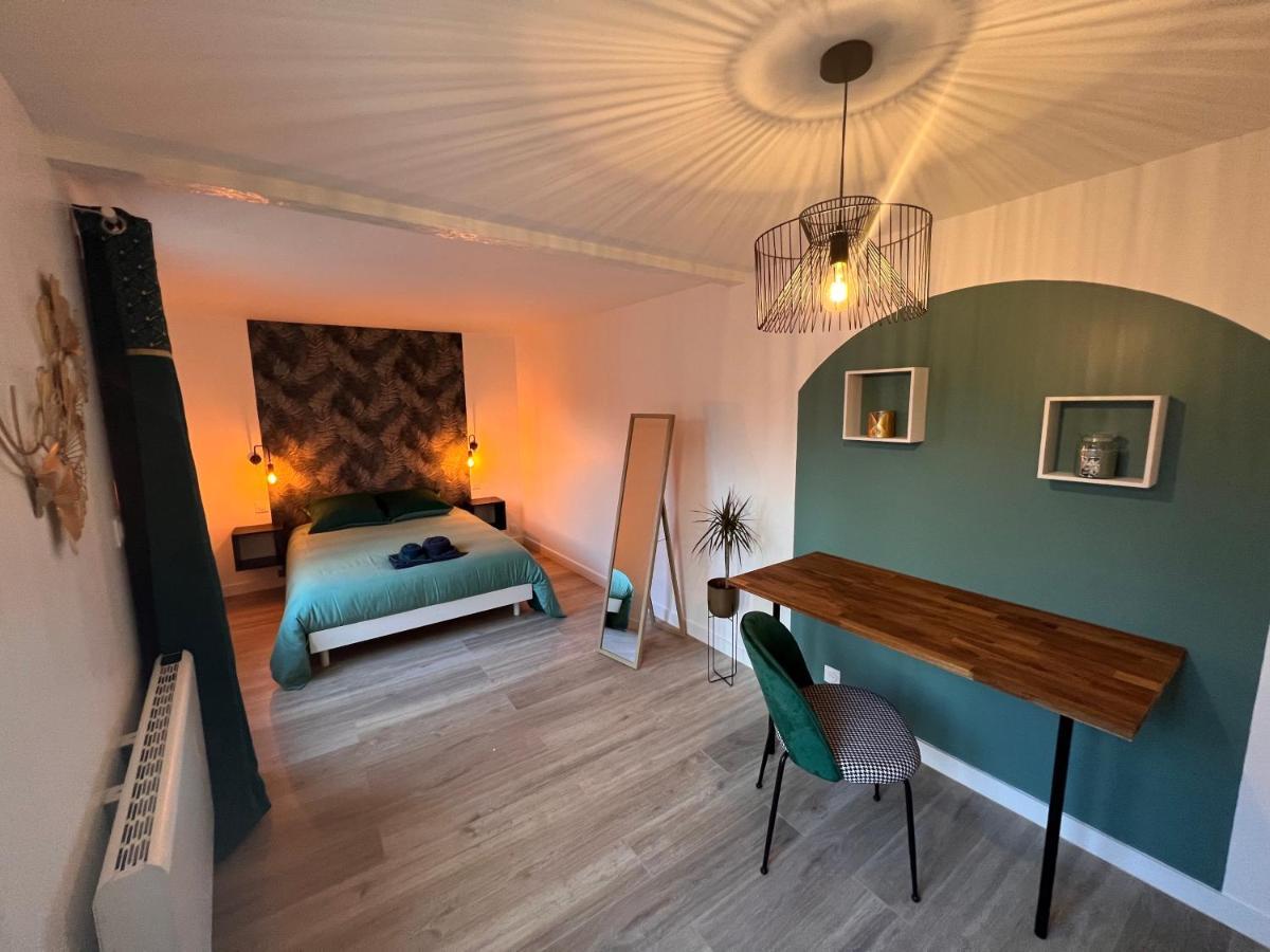 Yellowhouse - Teleworking- Wifi - Cosyhousebyjanna Шательро Екстер'єр фото
